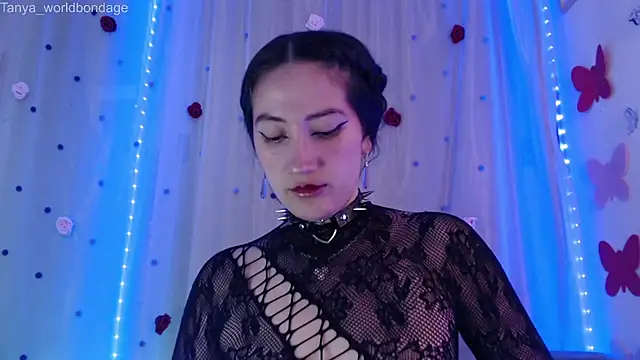 Snapshot of Tanya_WorldBondage chatting on April 9, 2026, 10:38 pm Tanya WorldBondage online show from April 9, 2026, 10:38 pm