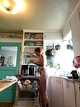 Snapshot of Esteem369 chatting on September 9, 2025, 3:54 pm Esteem369 online show from September 9, 2025, 3:54 pm