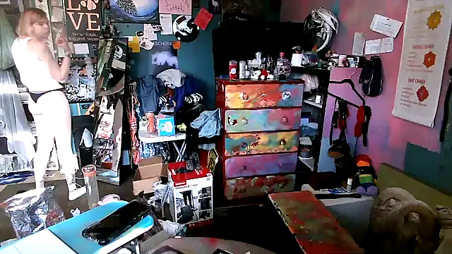 Snapshot of Esteem369 chatting on March 20, 2025, 11:56 pm Esteem369 online show from March 20, 2025, 11:56 pm