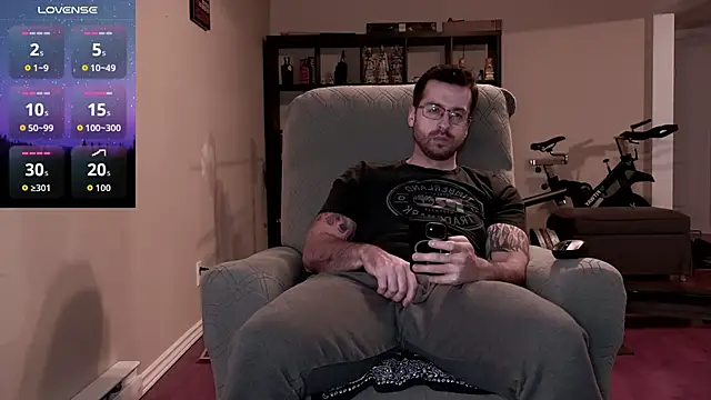 Snapshot of JayXCee_Official chatting on November 15, 2025, 2:15 am JayXCee Official online show from November 15, 2025, 2:15 am