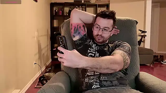 Snapshot of JayXCee_Official chatting on October 19, 2025, 1:52 am JayXCee Official online show from October 19, 2025, 1:52 am