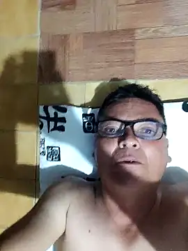 Anuviss lxx online show from November 15, 2025, 3:32 am