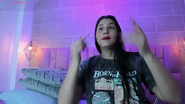 brithanyadams23 online show from October 1, 2025, 3:11 am