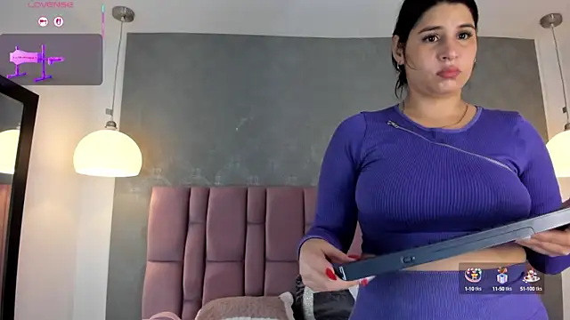 brithanyadams23 online show from March 22, 2025, 11:09 pm