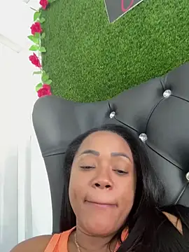 Snapshot of Noviostoxico chatting on October 13, 2025, 8:54 pm Noviostoxico online show from October 13, 2025, 8:54 pm