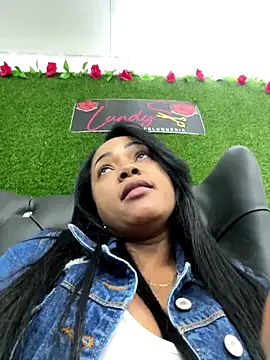 Snapshot of Noviostoxico chatting on October 12, 2025, 10:44 pm Noviostoxico online show from October 12, 2025, 10:44 pm