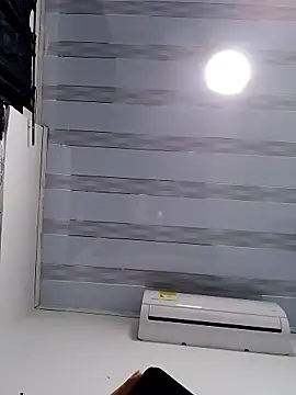 Liancy online show from April 12, 2026, 2:59 am