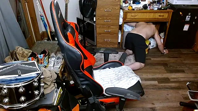 tongueispowerr6d9 online show from May 28, 2026, 3:47 am