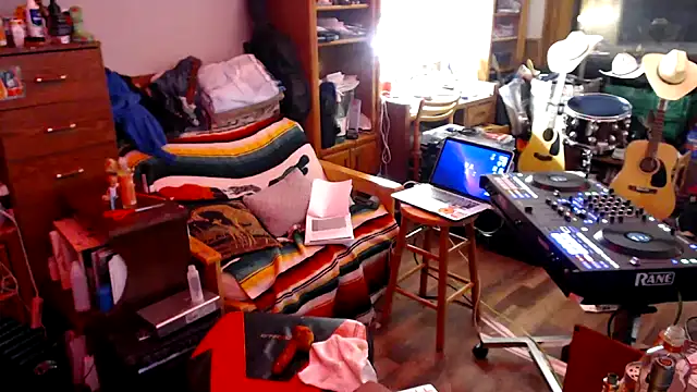 tongueispowerr6d9 online show from February 11, 2025, 5:47 am