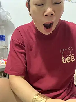 Baby-bigtits online show from October 13, 2025, 11:49 pm