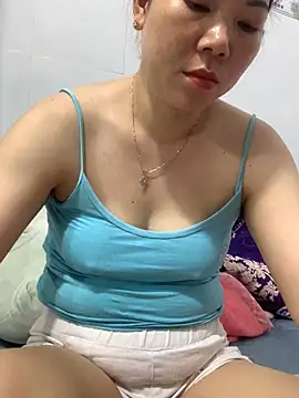 Snapshot of Baby-bigtits chatting on March 16, 2025, 11:16 am Baby-bigtits online show from March 16, 2025, 11:16 am