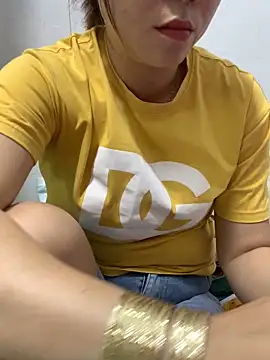 Baby-bigtits online show from October 17, 2025, 2:15 am