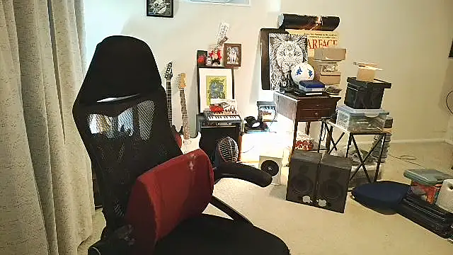 Rock Pierce online show from October 18, 2025, 11:12 am