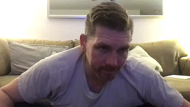 Snapshot of Rock_Pierce chatting on February 15, 2025, 5:50 pm Rock Pierce online show from February 15, 2025, 5:50 pm