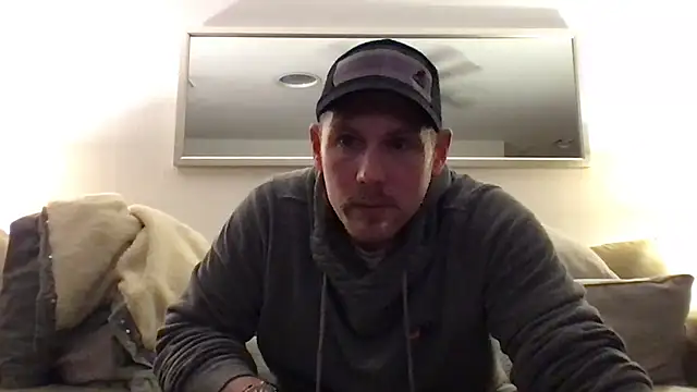Snapshot of Rock_Pierce chatting on February 22, 2025, 5:34 am Rock Pierce online show from February 22, 2025, 5:34 am