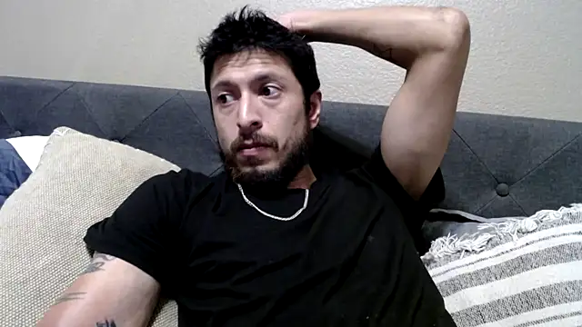 psil0cyb0rg online show from October 31, 2025, 5:37 am