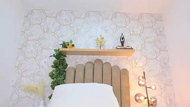 Snapshot of Roma__love chatting on November 5, 2025, 12:19 pm Roma love online show from November 5, 2025, 12:19 pm