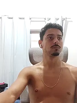 Snapshot of PedroKriocaX chatting on October 13, 2025, 8:21 pm PedroKriocaX online show from October 13, 2025, 8:21 pm
