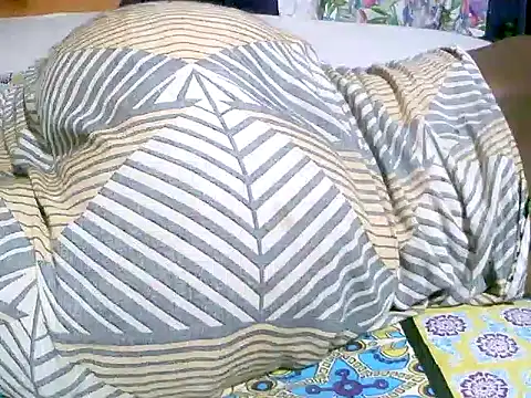 Babyjuliana  online show from March 10, 2026, 7:12 am