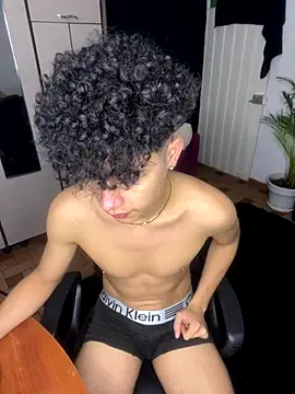 DavidfullOFlove online show from November 7, 2025, 9:19 pm