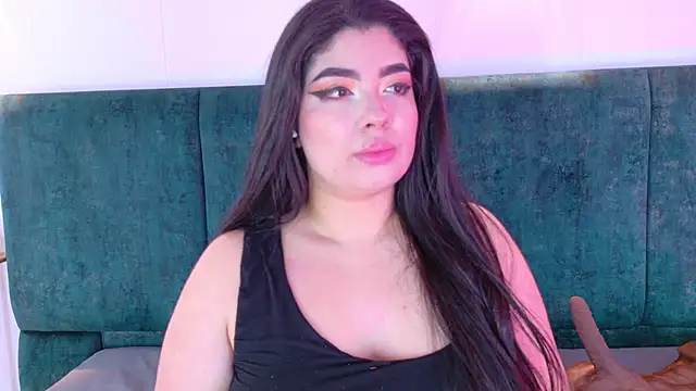 AgathaLynx online show from April 6, 2026, 10:38 am