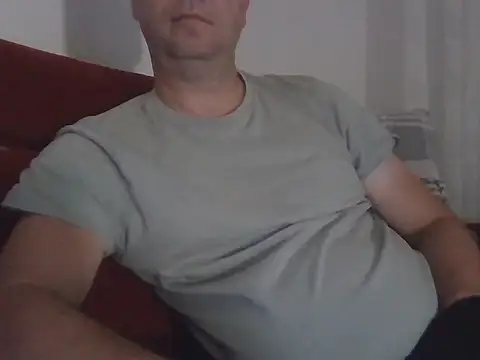 fikoivos online show from September 17, 2025, 8:44 pm