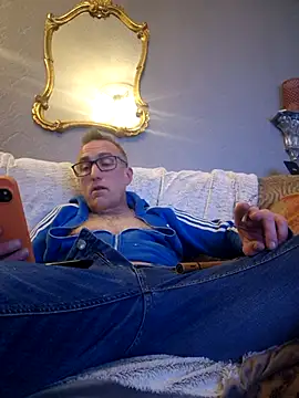 bibananaman online show from June 14, 2026, 10:33 pm