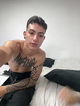 aliensexy online show from March 7, 2025, 6:57 am