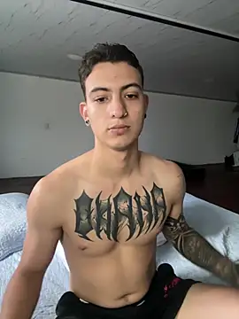 aliensexy online show from February 14, 2026, 10:10 pm