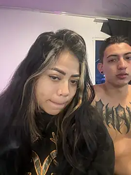 Snapshot of aliensexy chatting on May 3, 2026, 1:11 am aliensexy online show from May 3, 2026, 1:11 am
