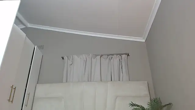 naughtyblackdolie online show from March 14, 2025, 6:50 pm