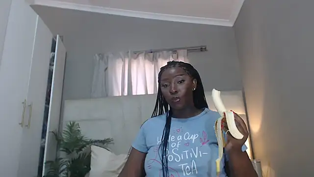 naughtyblackdolie online show from July 24, 2026, 8:32 am
