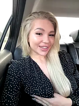 Snapshot of DreamPussyy chatting on October 20, 2025, 4:14 am DreamPussyy online show from October 20, 2025, 4:14 am