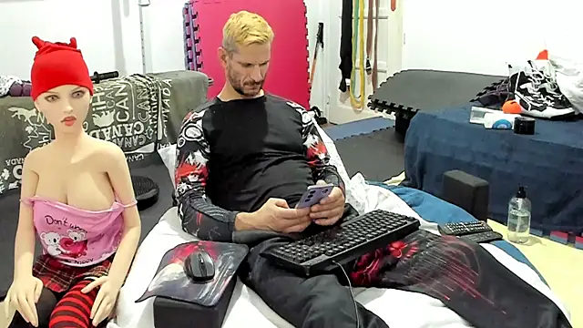 Samurayjiu online show from November 16, 2025, 5:06 pm