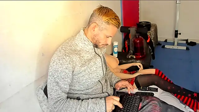 Samurayjiu online show from December 17, 2025, 2:11 pm