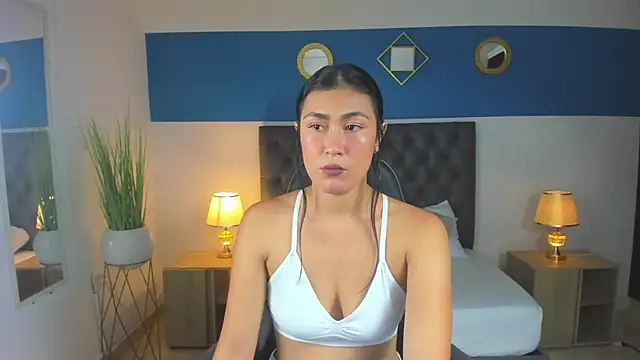 Snapshot of violetta_mendoza_ chatting on March 4, 2025, 12:50 am violetta mendoza online show from March 4, 2025, 12:50 am