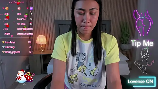 Snapshot of violetta_mendoza_ chatting on January 24, 2025, 6:35 am violetta mendoza online show from January 24, 2025, 6:35 am