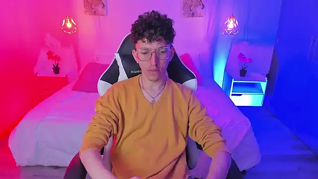 Orlandodcn 69 online show from October 6, 2025, 5:52 am