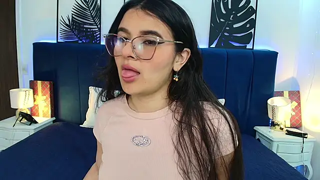 Tifanny grey online show from November 29, 2025, 7:47 pm