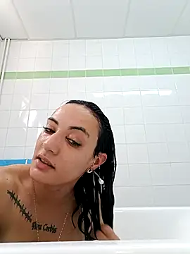 sugarunebaby online show from September 22, 2025, 7:58 am