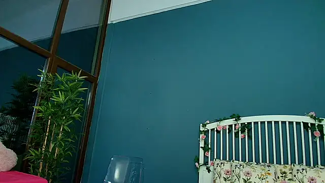 AlicePirs online show from December 1, 2025, 5:08 am