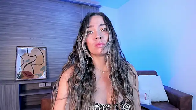 Snapshot of Alessia_Taylorr chatting on March 3, 2025, 11:33 am Alessia Taylorr online show from March 3, 2025, 11:33 am