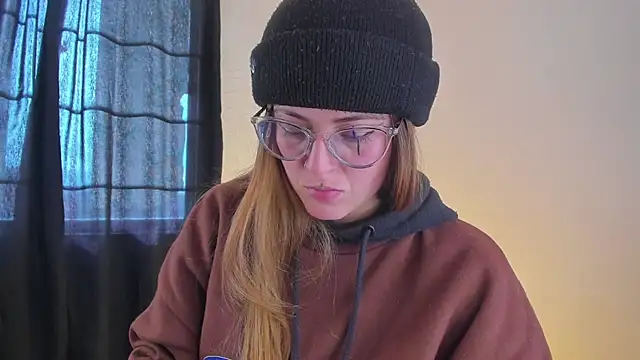 tekila   online show from March 17, 2025, 8:51 pm