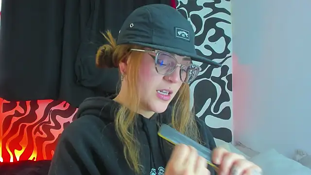 tekila   online show from October 25, 2025, 8:20 pm