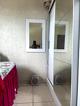 Snapshot of Indiazinhax chatting on November 30, 2025, 3:24 pm Indiazinhax online show from November 30, 2025, 3:24 pm