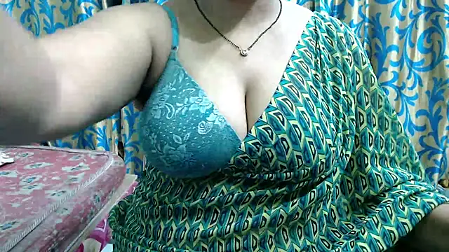 Snapshot of telugu-leka chatting on July 3, 2026, 1:17 pm telugu-leka online show from July 3, 2026, 1:17 pm