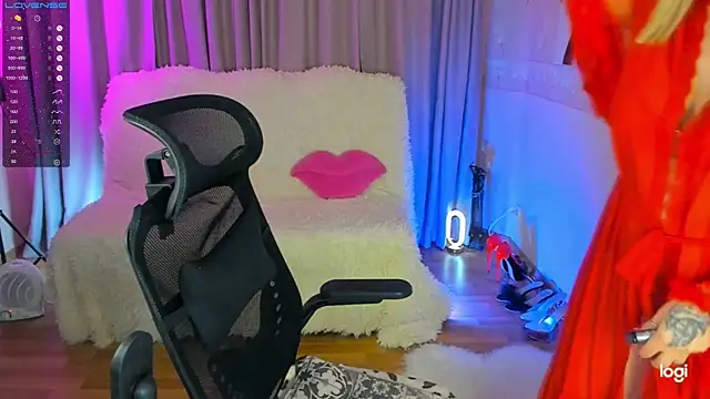 your wild amazon forever online show from November 9, 2025, 8:02 pm