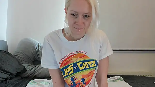 Snapshot of BetterThanYourEx69 chatting on January 30, 2025, 12:16 pm BetterThanYourEx69 online show from January 30, 2025, 12:16 pm