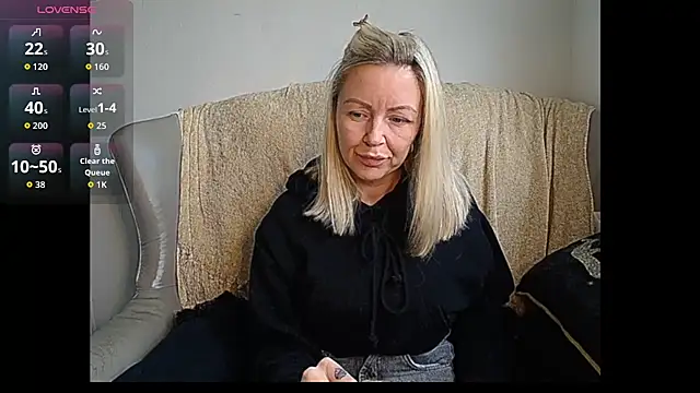 Angelamariexox online show from October 22, 2025, 8:58 am