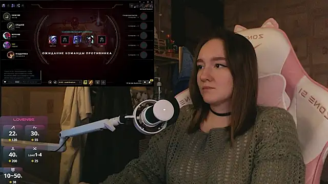 Snapshot of MoonlishSiren chatting on March 21, 2026, 8:24 pm MoonlishSiren online show from March 21, 2026, 8:24 pm